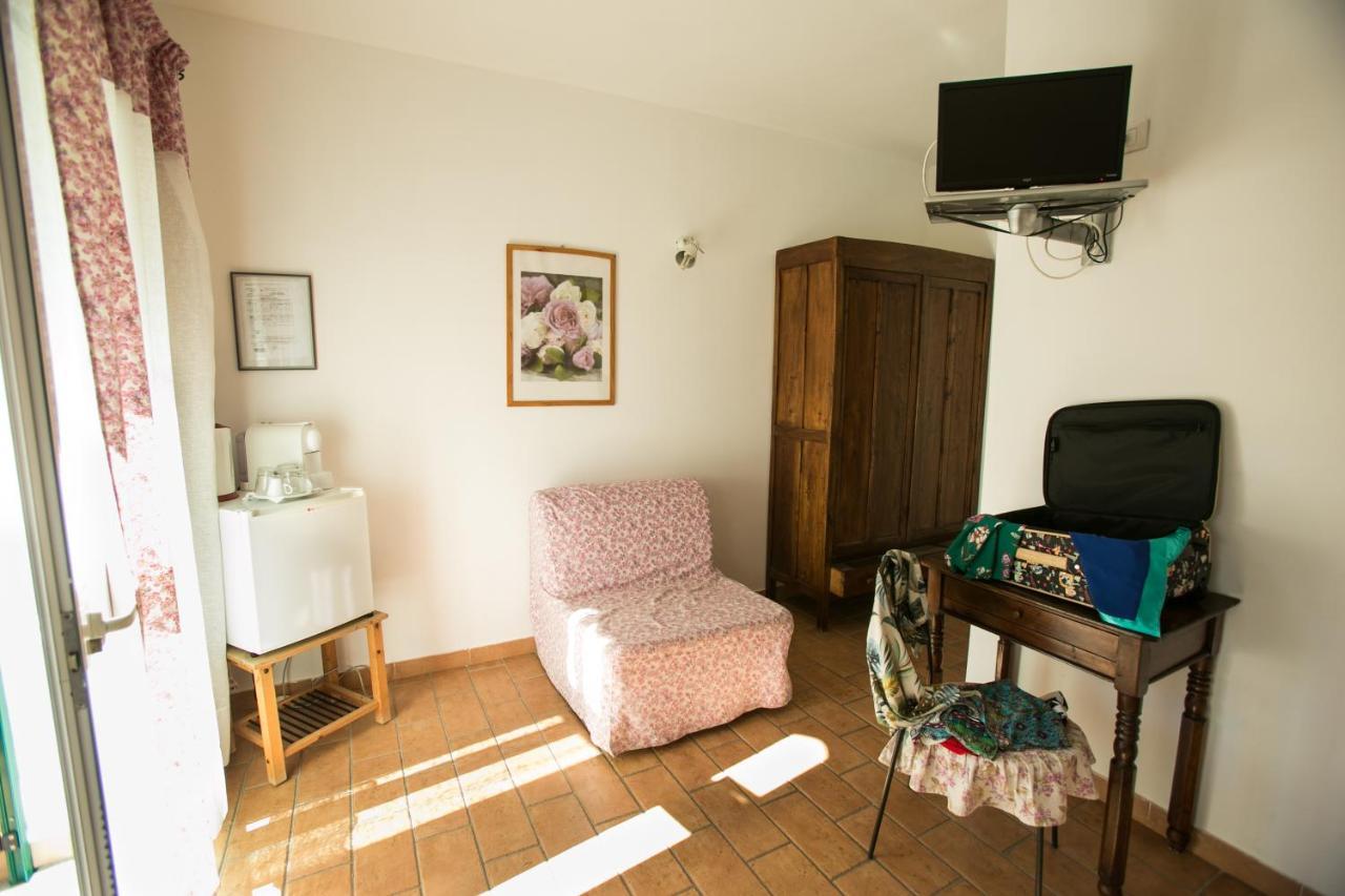 Hotel Le Raganelle Oneglia Exteriér fotografie
